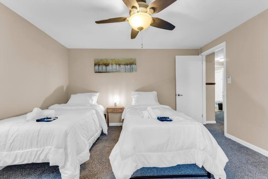 Central Falls Hideaway Cuyahoga Falls Zewnętrze zdjęcie