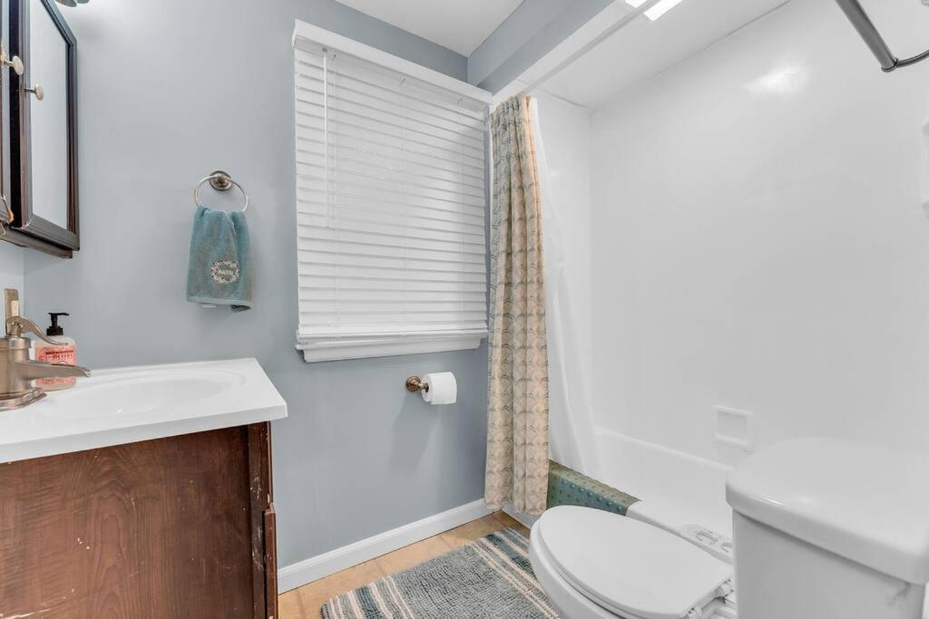 Central Falls Hideaway Cuyahoga Falls Zewnętrze zdjęcie